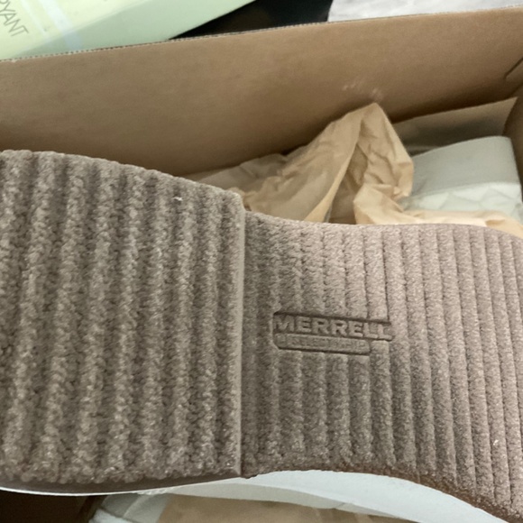 Merrell - Picture 6 of 8
